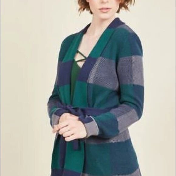 MODCLOTH SIMPLY SNUGGLY PLAID CARDIGAN WOODLAND - Picture 3 of 3